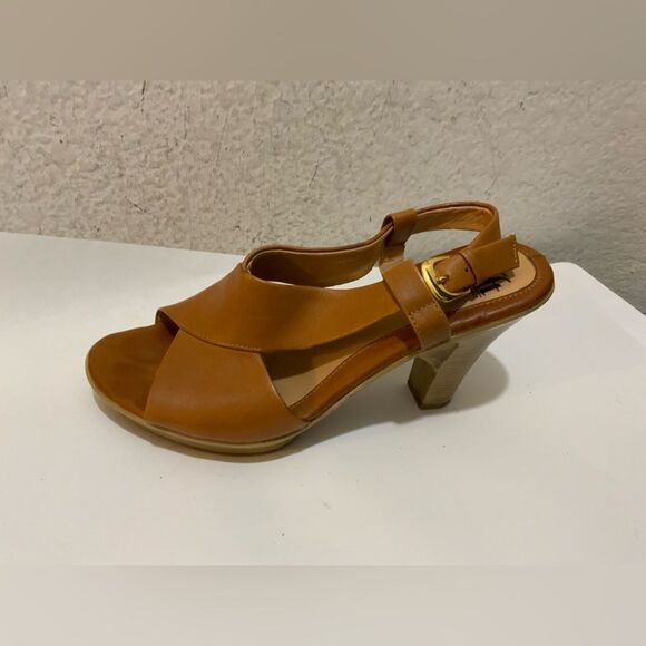Sofft Womens Sandals Size 6.5 Open Toe Slingback Career Comfort Shoes Heels Tan - Picture 1 of 13